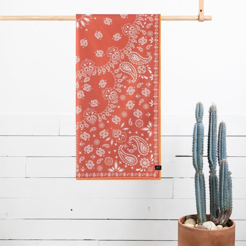 Paisley Park - Travel Towel - red 1