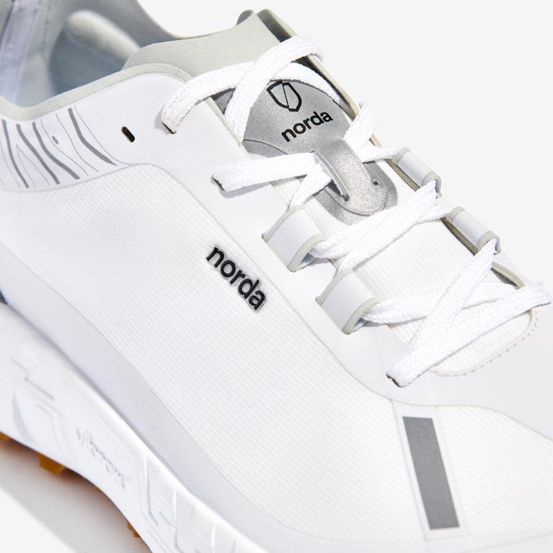 The Norda 001 - Womens - White Dneema / Gum Rubber 7