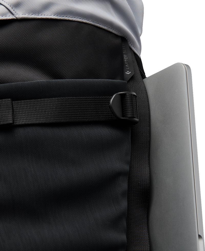 Ethos 32 Backpack - White / Steel Grey 6