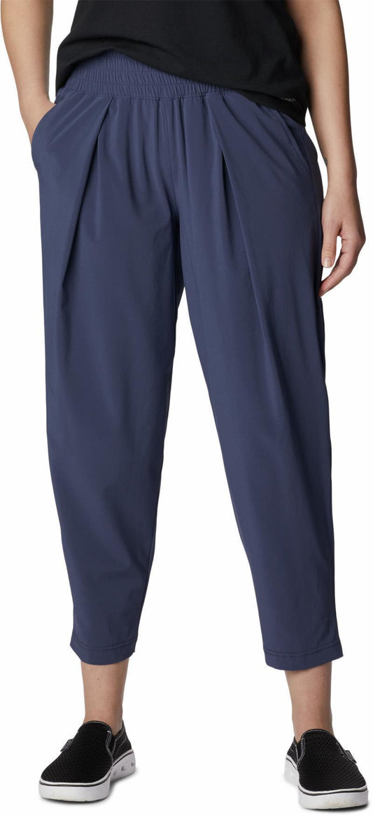 Boundless Beauty Capris, Reg - Womens - Nocturnal 1