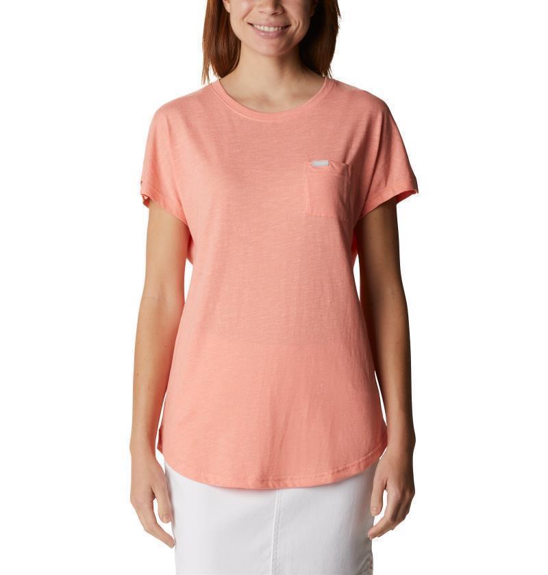 Cades Cape Tee - Womens - Coral Reef 1