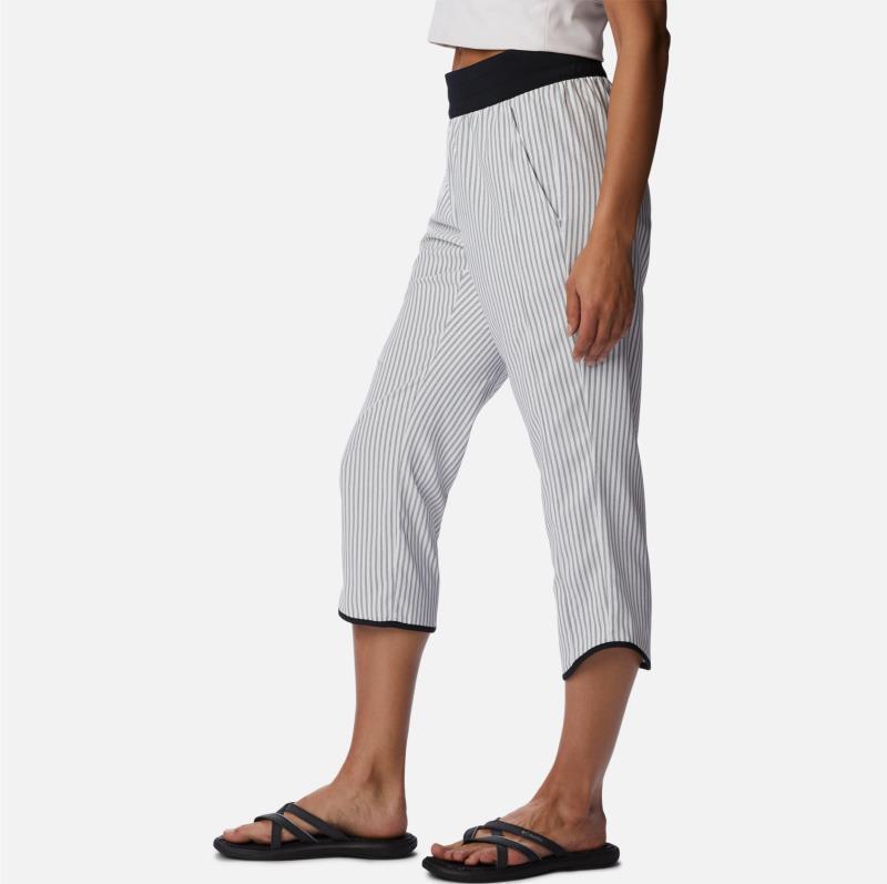 Claudia Ridge Capris - Womens - Black 3