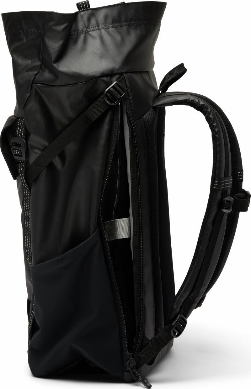 Convey 30L Commuter Backpack - Black 3
