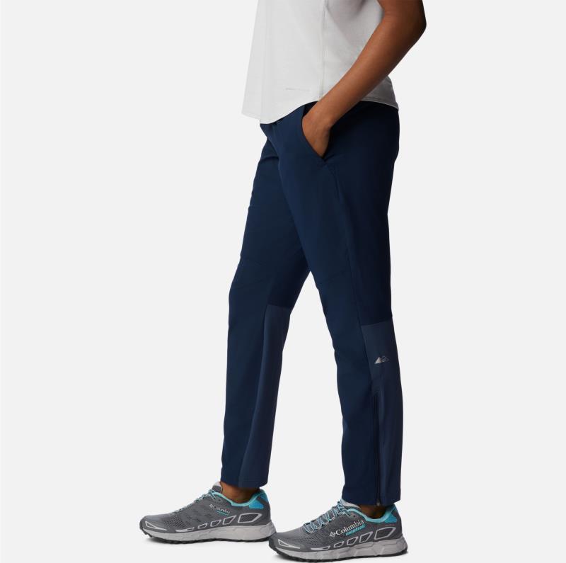 Endless Trail Training Joggers - Womens - Collegiate Navy 3