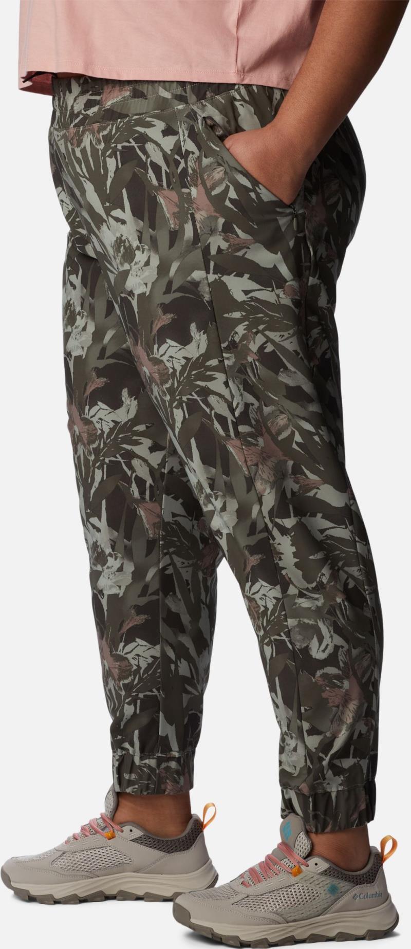 Pleasant Creek Jogger - Plus - Womens - stone green / floriculture 1