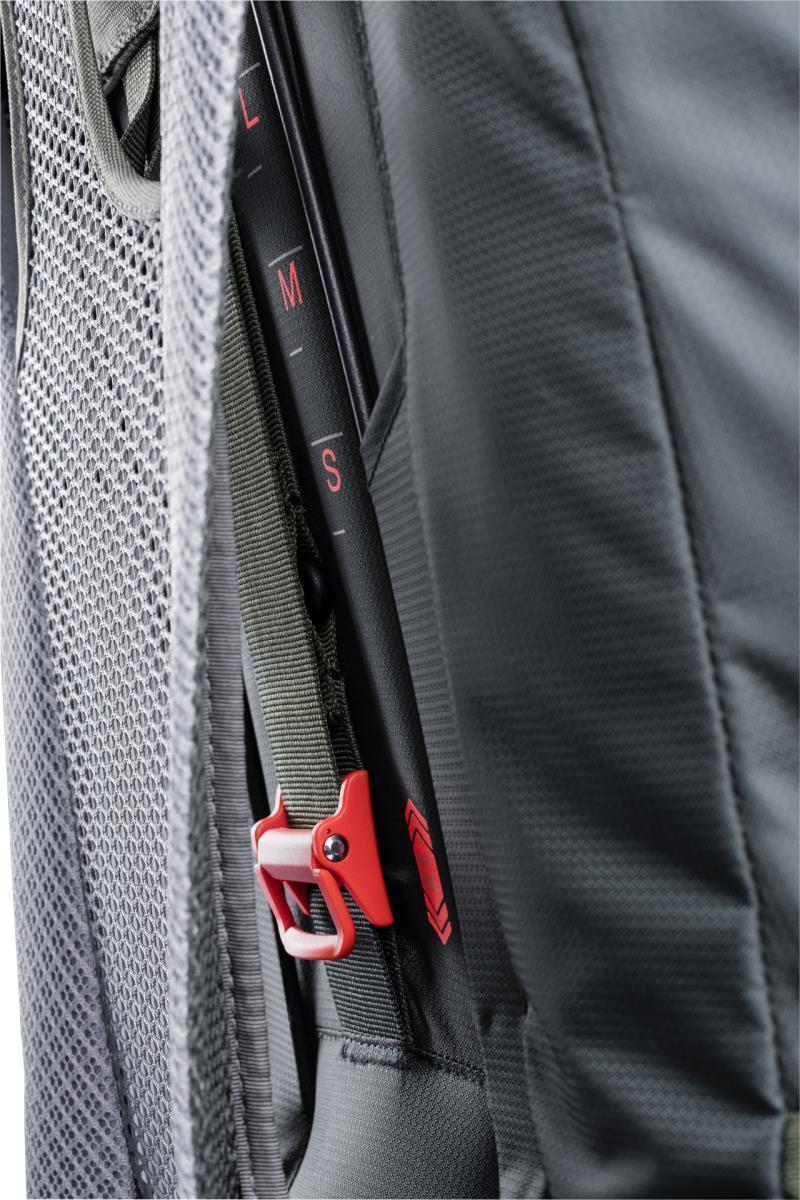 Futura Air Trek 50+10 - black / graphite 1