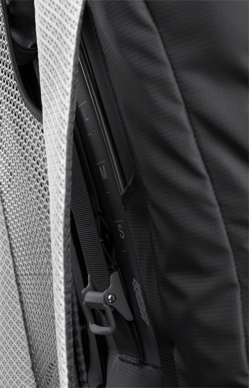 Futura Air Trek 55 + 10 SL - Womens - Black / Graphite 8