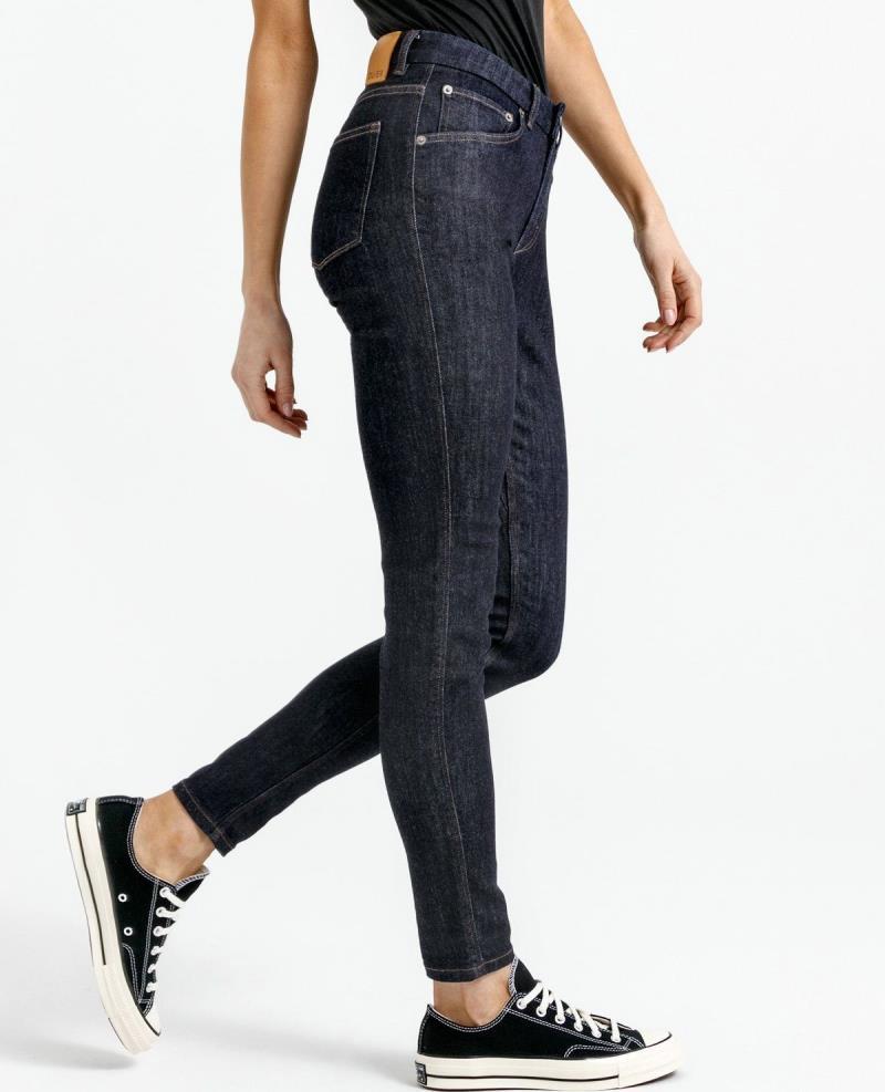 Performance Denim, Skinny, 28" Inseam - Womens - heritage rinse 1