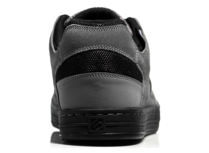 Freerider - Grey / Black - Mens - Not Applicable 5