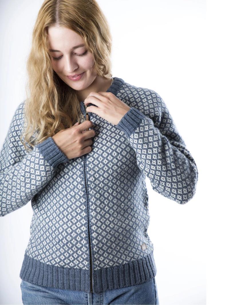 Iris Cardi, 100% Merino - Womens - silver blue 1