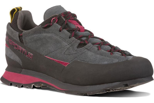 Boulder X - Womens - Carbon / Beet 1