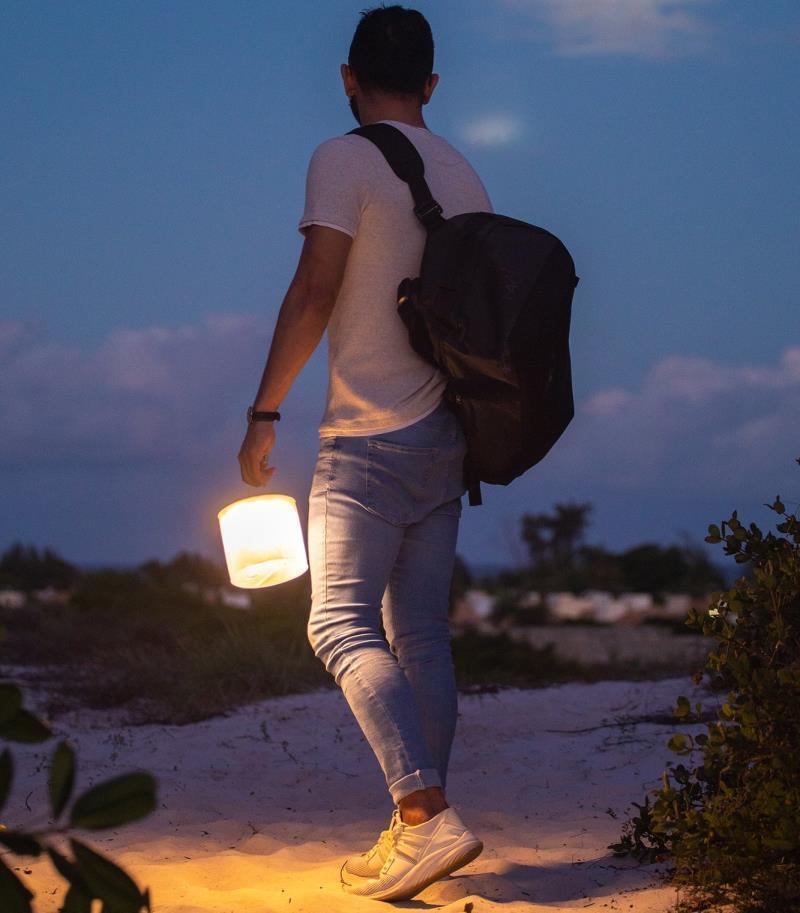 Base Light - 300-Lumens - Not Applicable 5