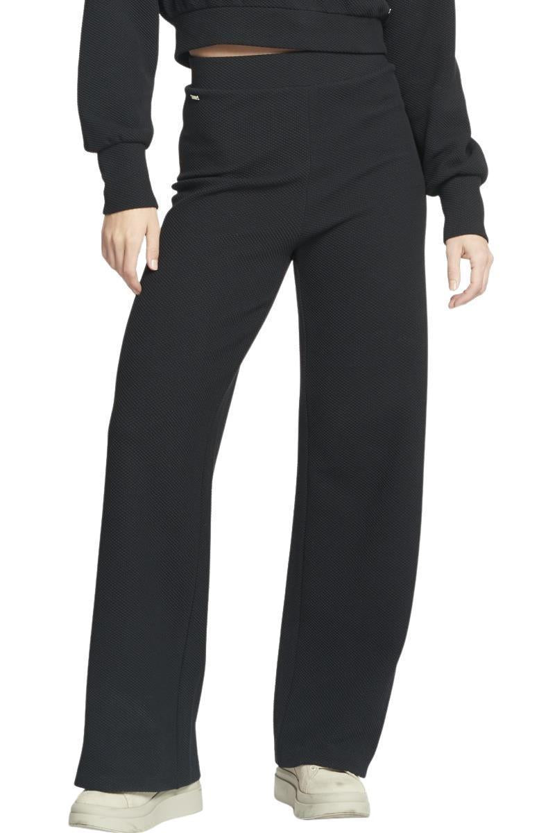 Moon Classic Flared Pants - Womens - Black 1