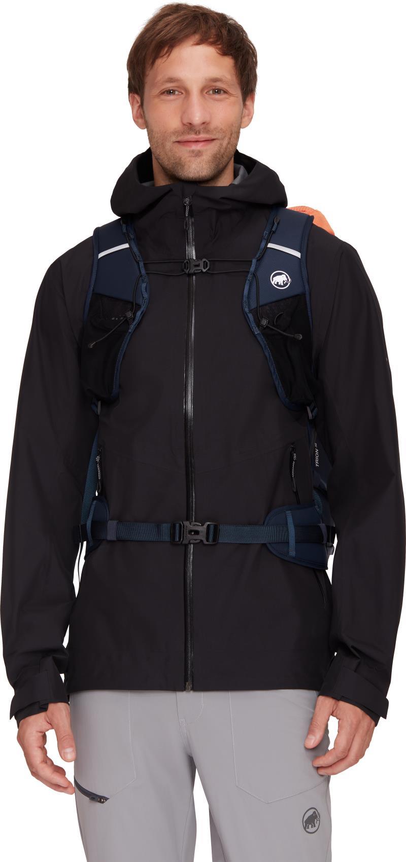 Trion 38L - arumita / marine 1