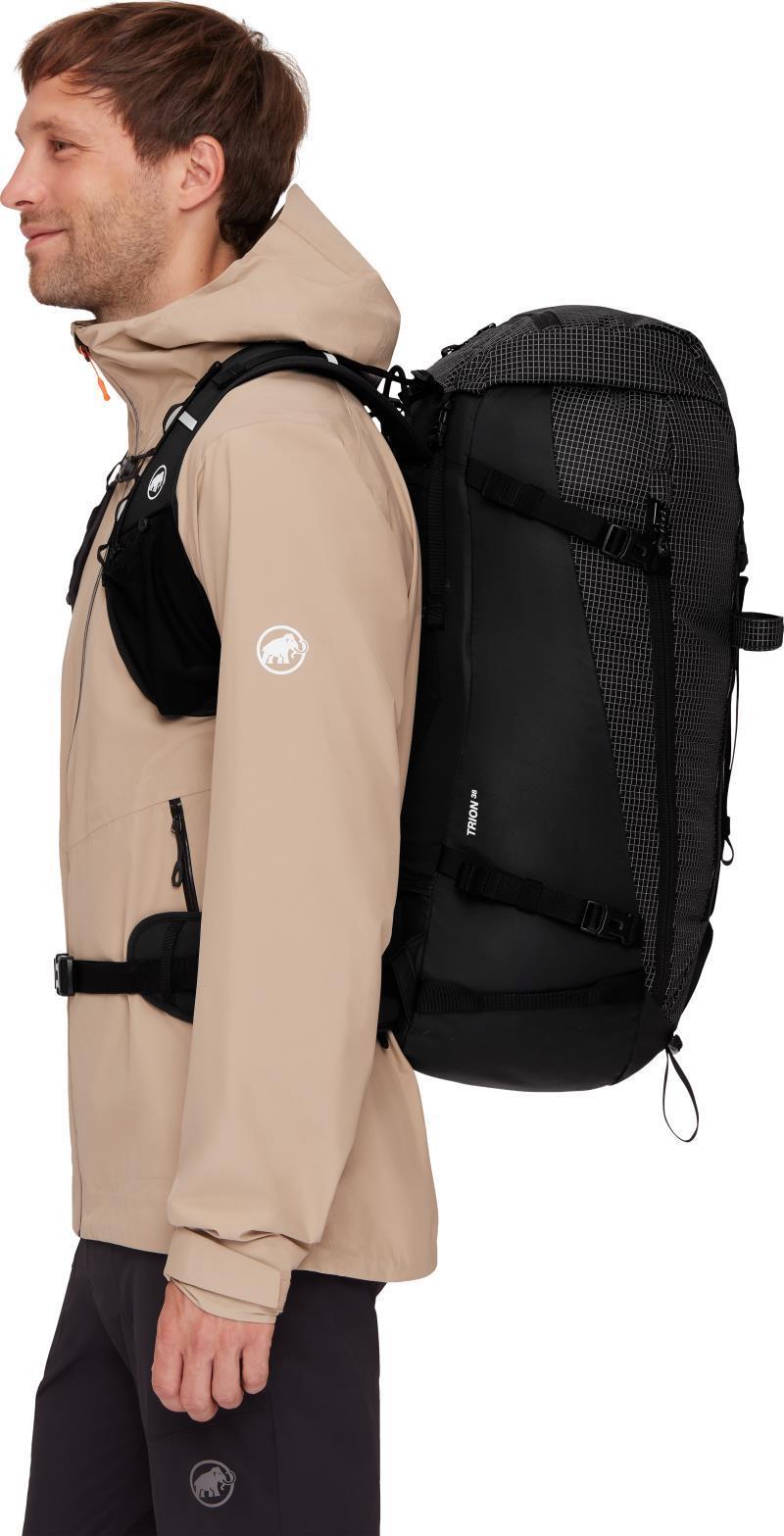 Trion 38L - black 1