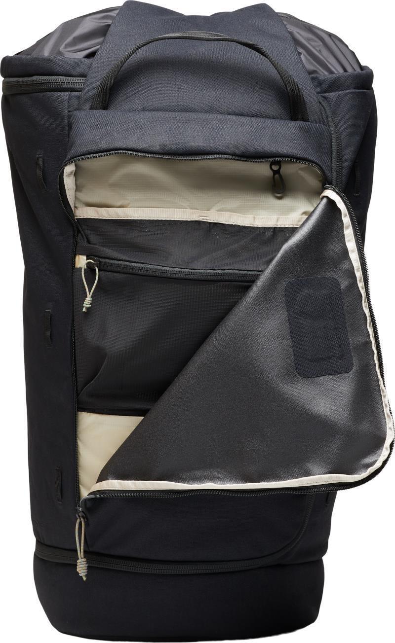 Crag Wagon 60L Backpack - Black 5