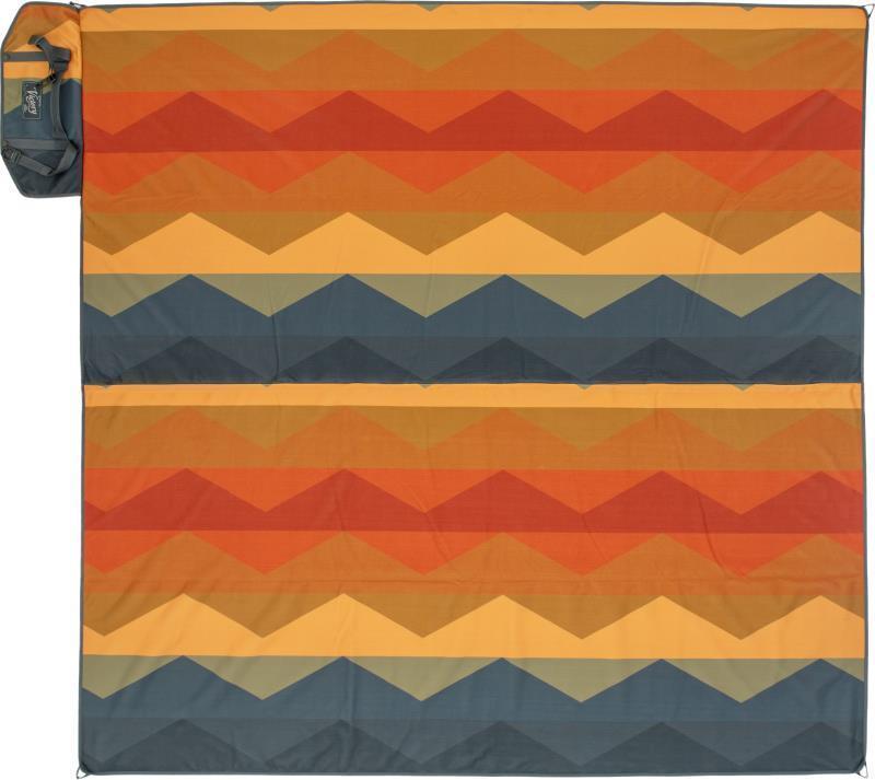 Victory Patio Blanket - Large - Fortress Mirage 1