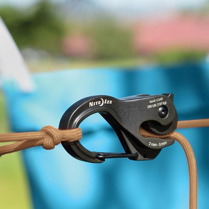 CamJam XT Aluminum Cord Tightener - With Coyote Paracord - Not Applicable 3