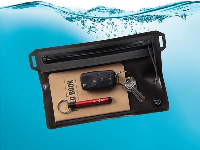 RunOff Waterproo Travel Pouch - Small - Charcoal 6