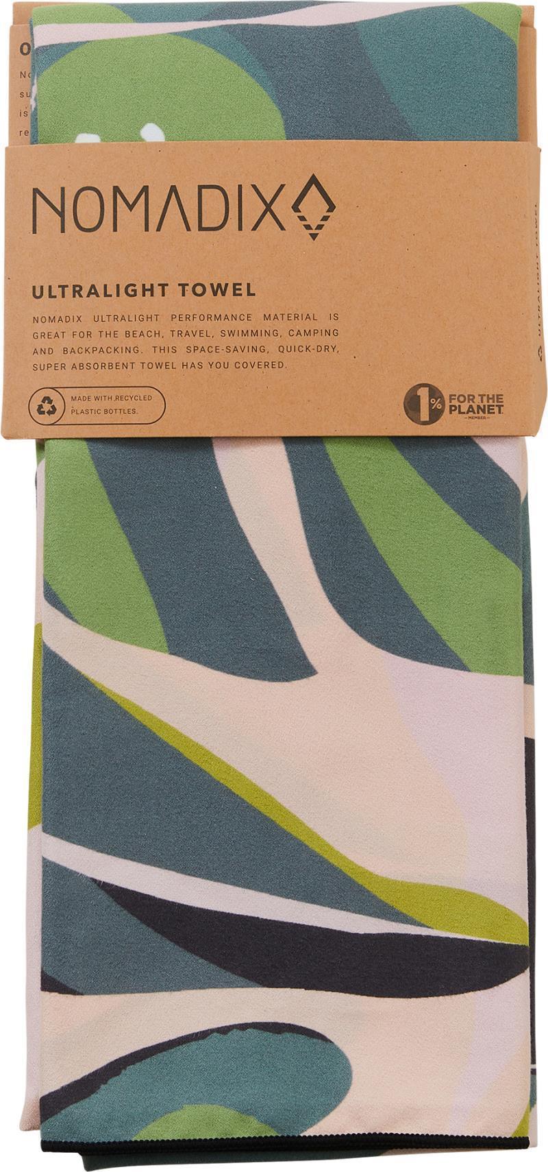 Ultralight Towel - Monstera Green Pink 3