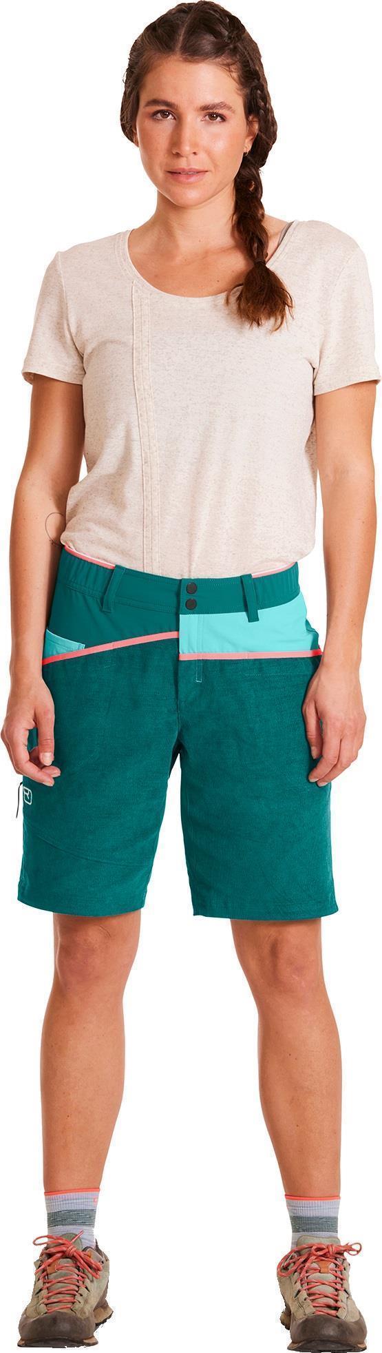 Casale Shorts - Womens - Pacific Green 2