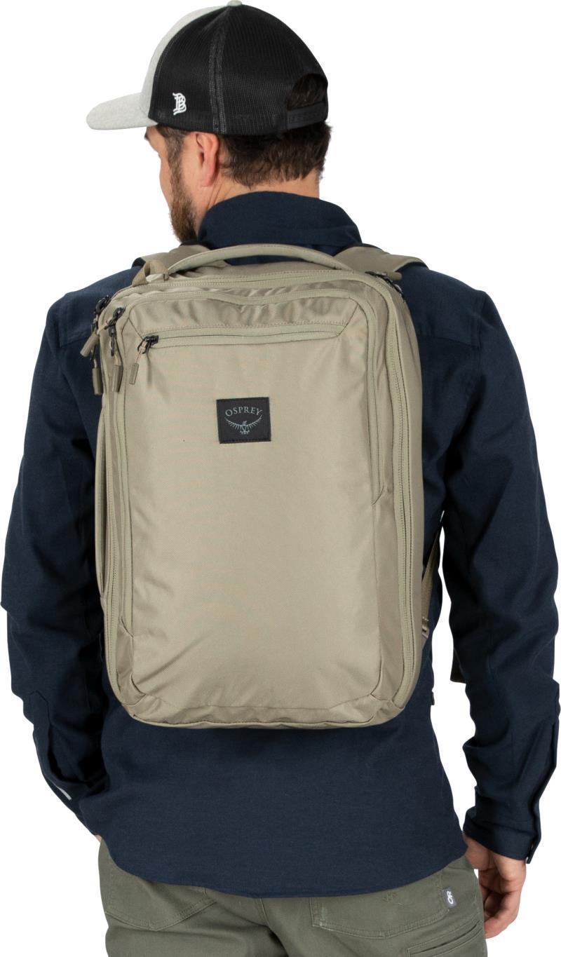 Aoede Briefpack 22L - tan concrete 1