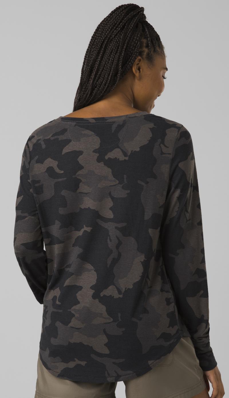 Cozy Up LS Tee - Womens - Black Camo 3