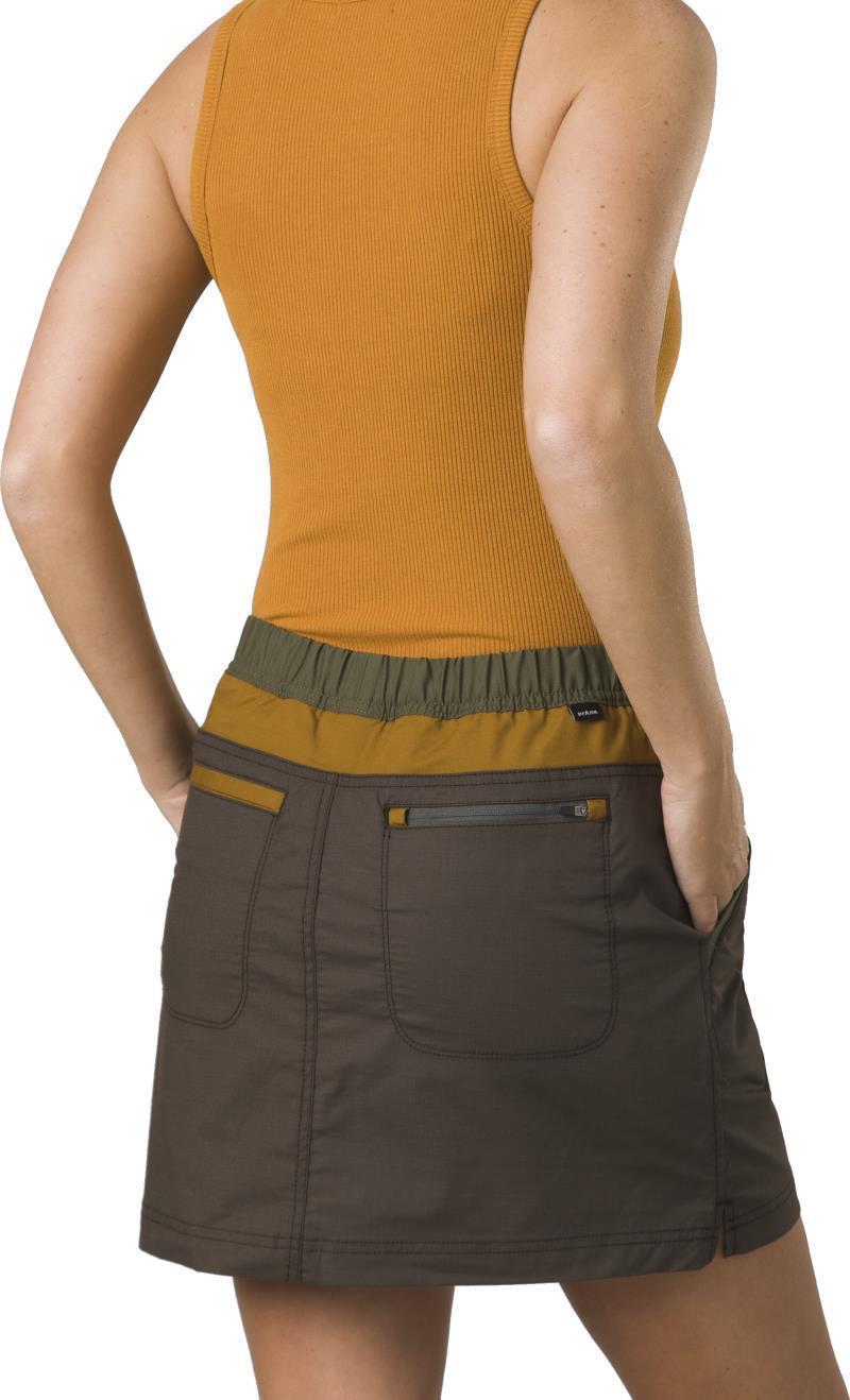 Double Peak Skort - Black Olive Block 3