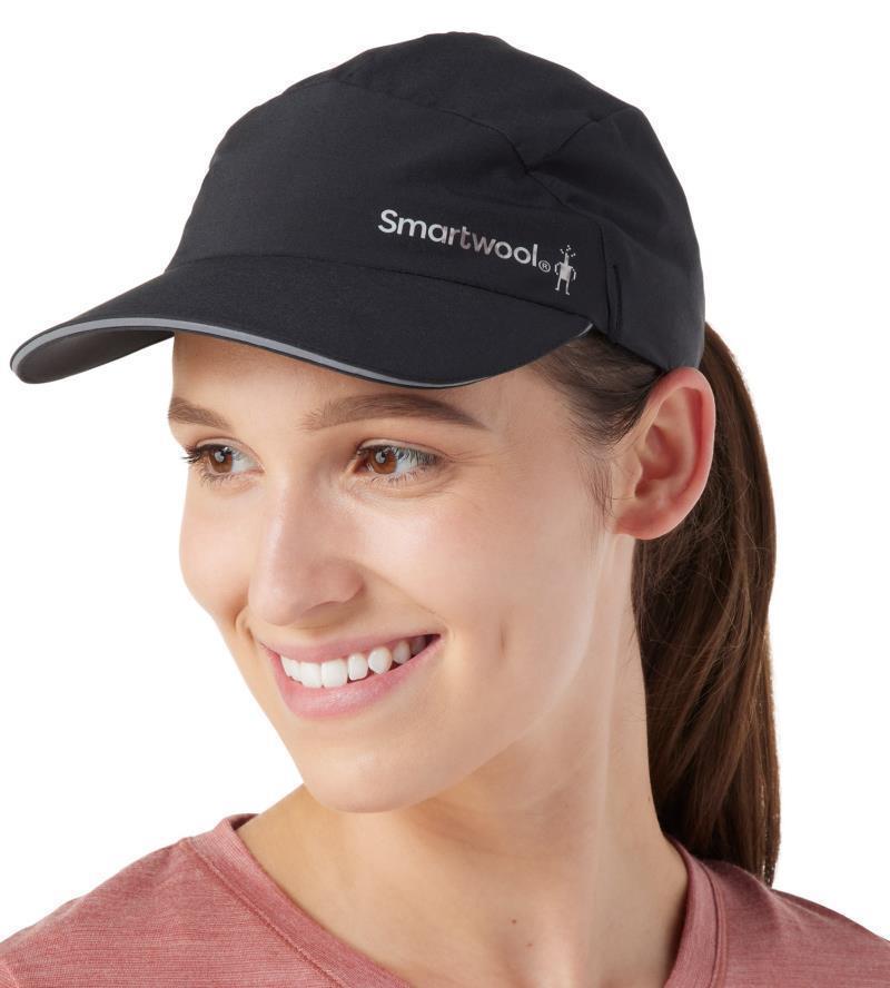 Go Far, Feel Good Runner`s Cap - Black 2