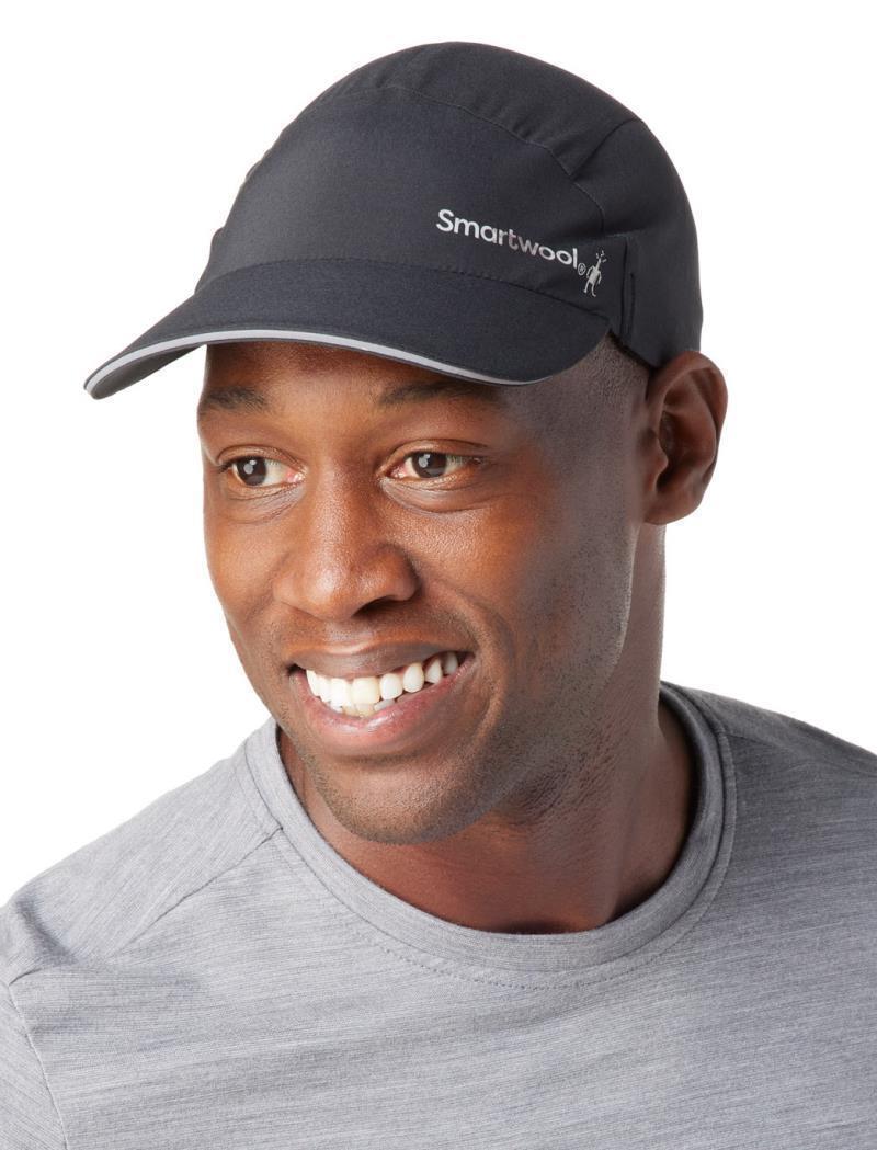 Go Far, Feel Good Runner`s Cap - Black 4