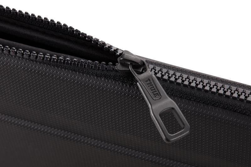 Gauntlet MacBook Sleeve 13" - Black 6