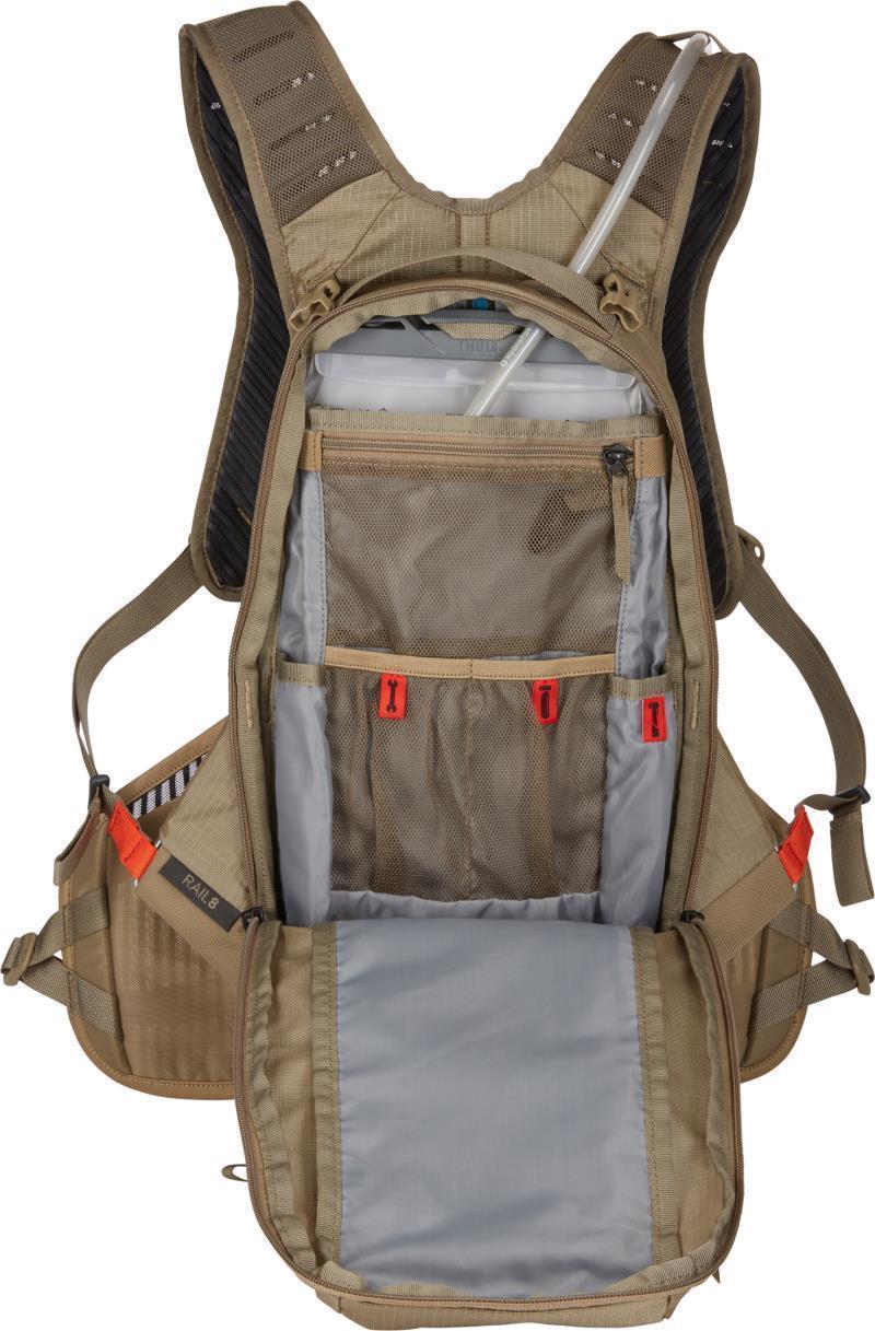 Rail Hydration Pack 8L - Covert 4