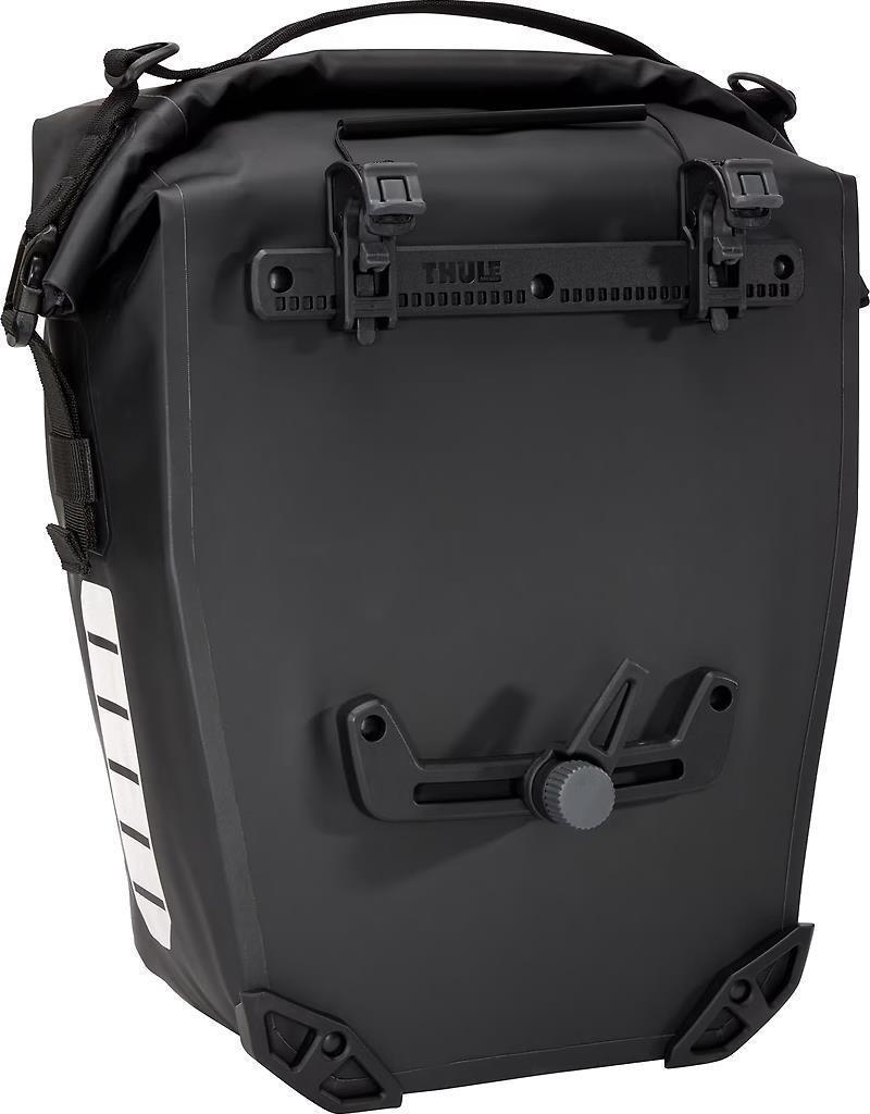 Shield Pannier 22L - Black 2