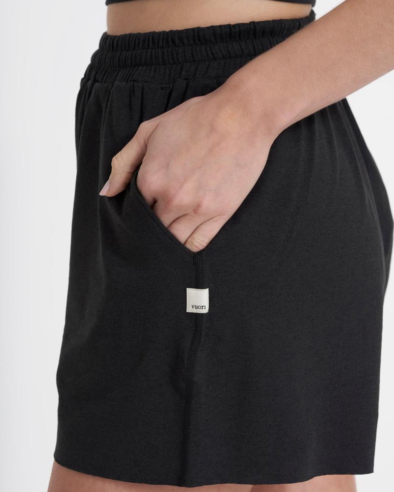 Boyfriend Shorts - Womens - black heather 1