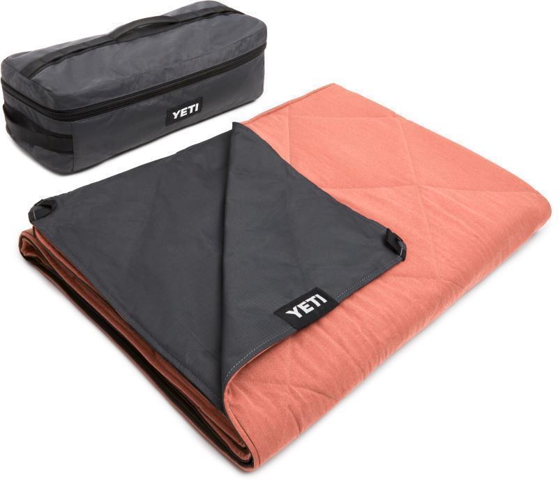 Lowlands Blanket - coral 1