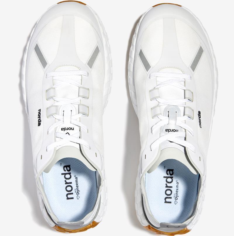 The Norda 001 - Womens - White Dneema / Gum Rubber 4